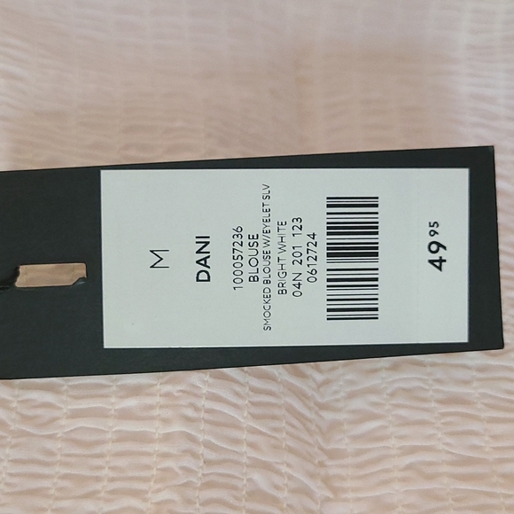 Smocked Blouse with eyelet sleeves - Picture 7 of 7